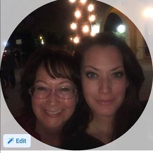 Meet your Posher, Liz